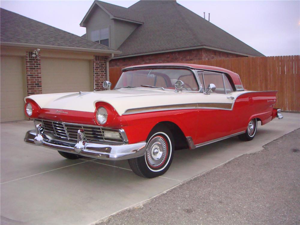 1957 FORD FAIRLANE 500 SKYLINER RETRACTABLE HARDTOP