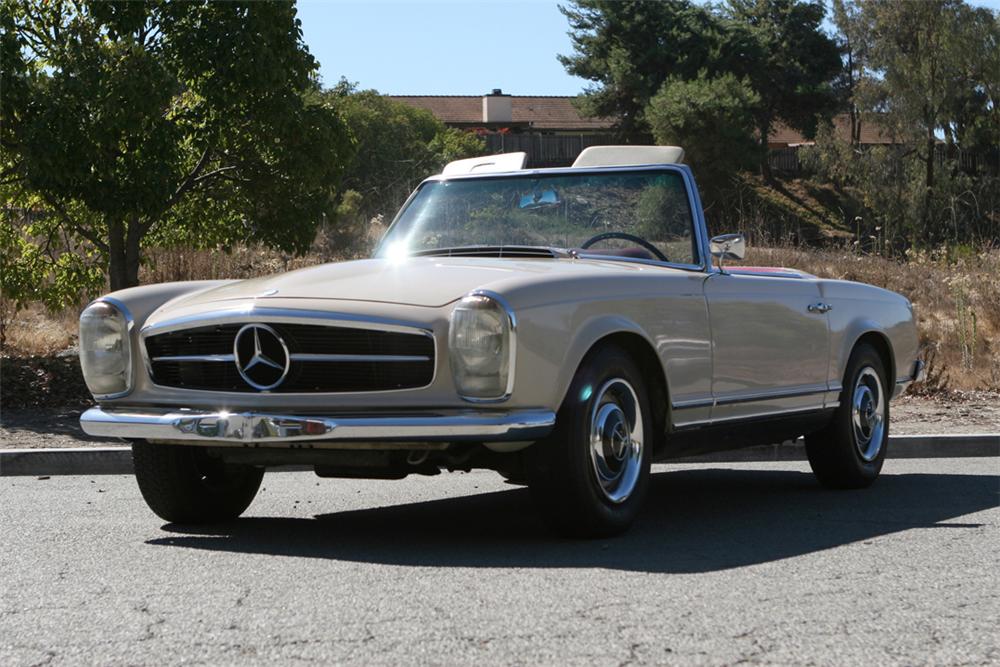 1967 MERCEDES-BENZ 230SL ROADSTER