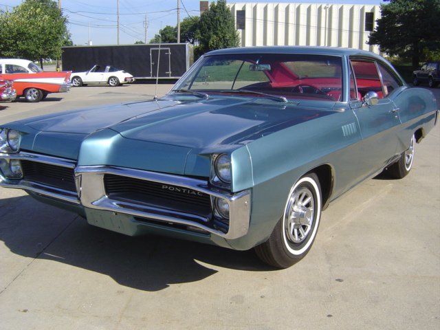 1967 PONTIAC PARISIENNE 2 DOOR HARDTOP