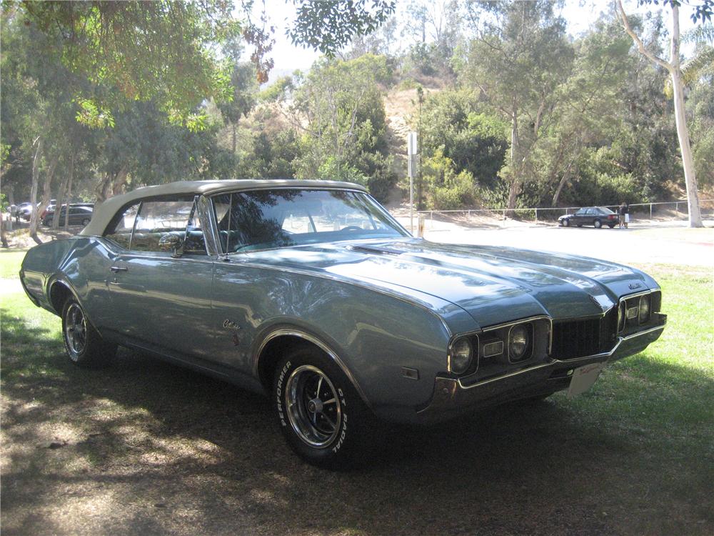 1968 OLDSMOBILE CUTLASS SUPREME 2 DOOR CONVERTIBLE