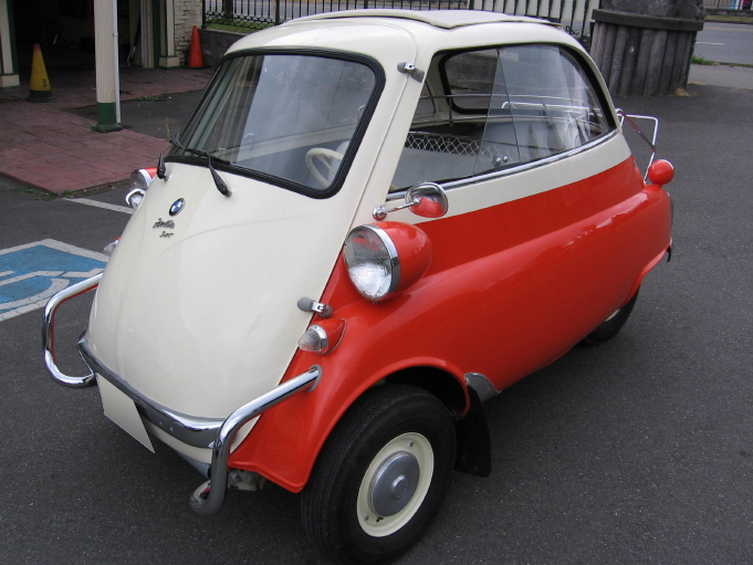 1957 BMW ISETTA ONE DOOR MOTOCOUPE DELUXE