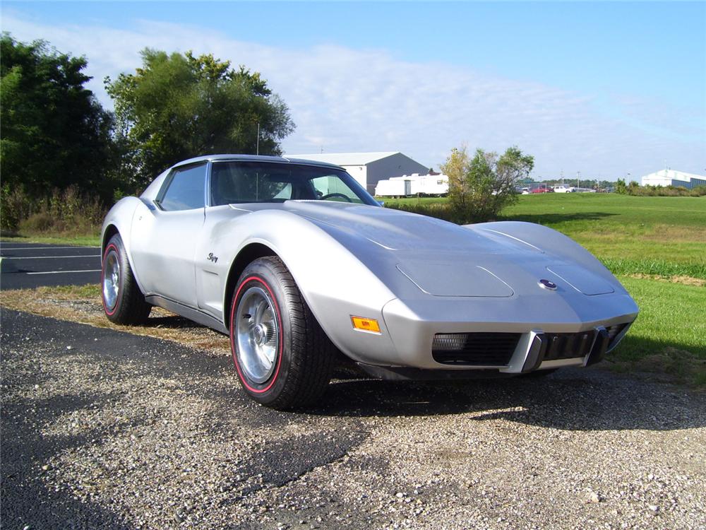 1975 CHEVROLET CORVETTE COUPE