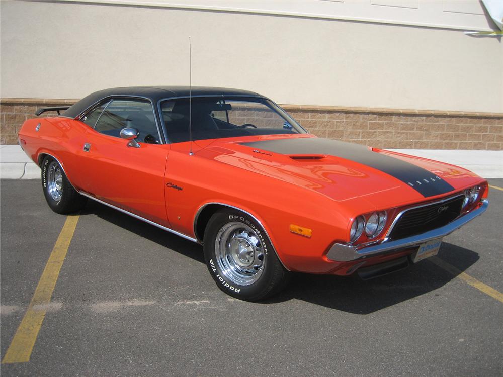 1972 DODGE CHALLENGER CUSTOM 2 DOOR COUPE