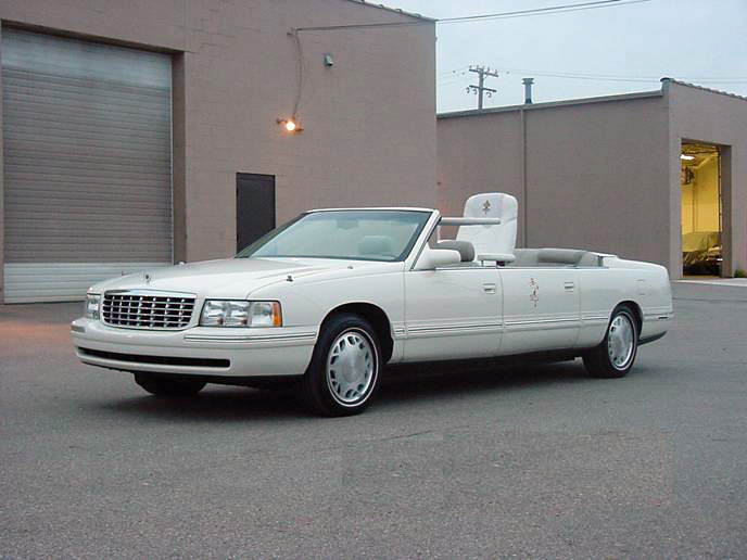 1998 CADILLAC BROUGHAM POPEMOBILE