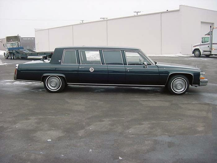 1986 CADILLAC BROUGHAM 