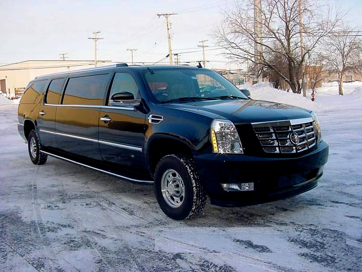 2007 CADILLAC ESCALADE 24 LIMO