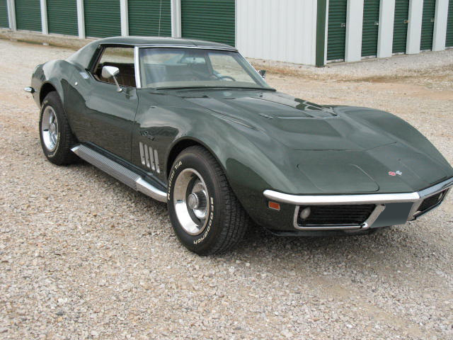 1969 CHEVROLET CORVETTE 2 DOOR COUPE