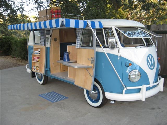 1961 VOLKSWAGEN MICRO BUS DOUBLE DOOR CAMPER