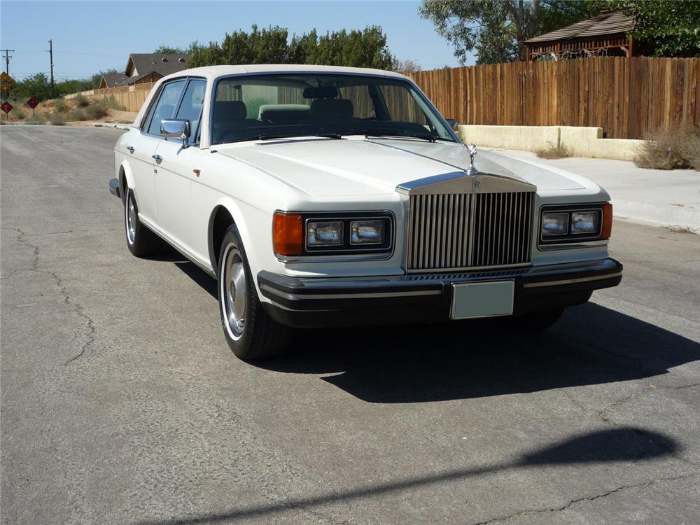 1981 ROLLS-ROYCE SILVER SPUR 4 DOOR SEDAN