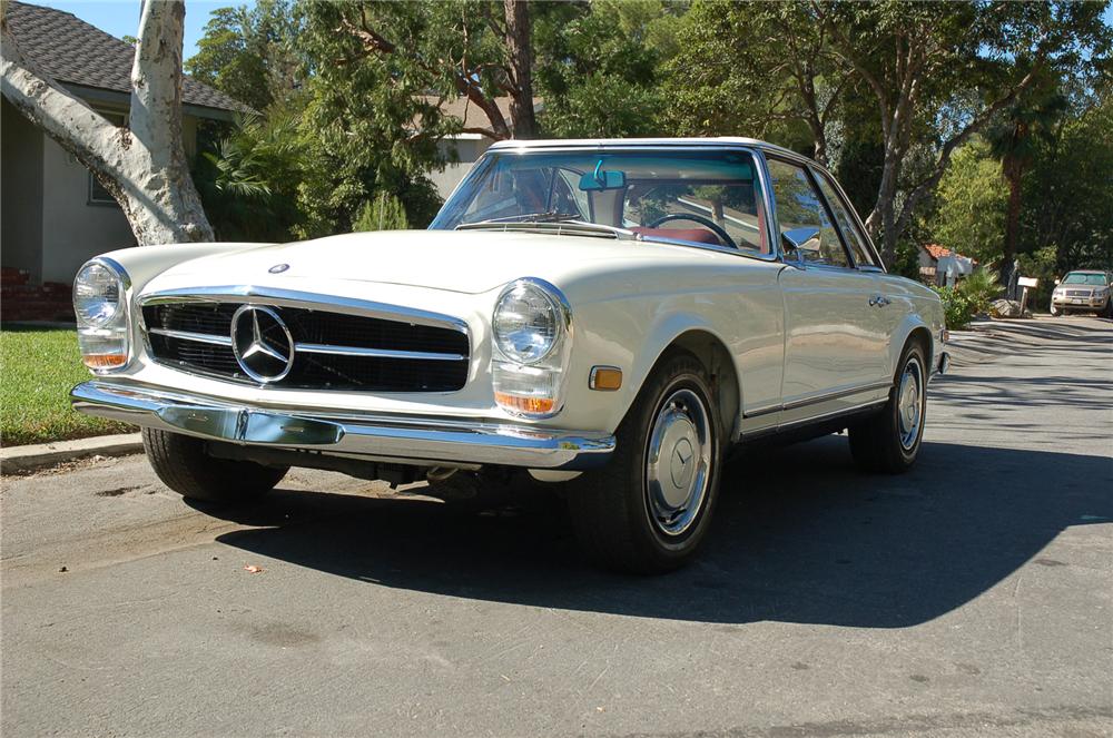 1968 MERCEDES-BENZ 280SL CONVERTIBLE