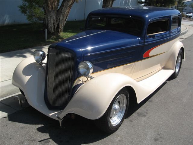 1934 CHEVROLET CUSTOM 2 DOOR SEDAN