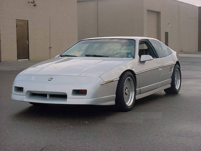 1984 PONTIAC FIERO GT 2+2 COUPE