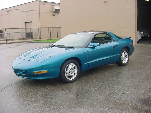 1994 PONTIAC FIREBIRD FORMULA V8 COUPE