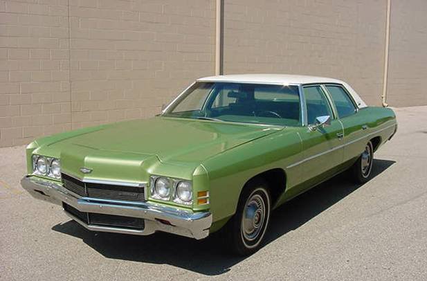 1972 CHEVROLET IMPALA 4 DOOR SEDAN