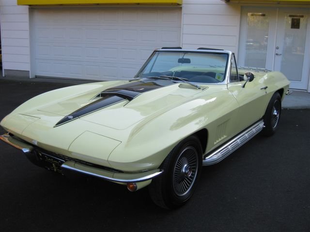 1967 CHEVROLET CORVETTE CONVERTIBLE