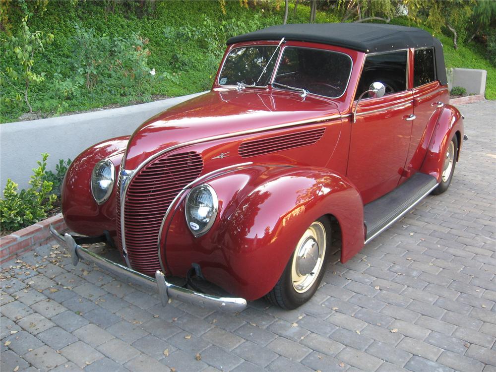 1938 FORD CUSTOM 4 DOOR CONVERTIBLE