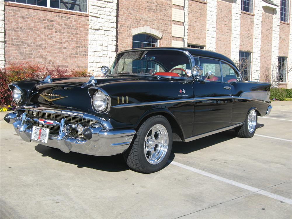 1957 CHEVROLET BEL AIR 2 DOOR SPORTS COUPE RESTO-MOD