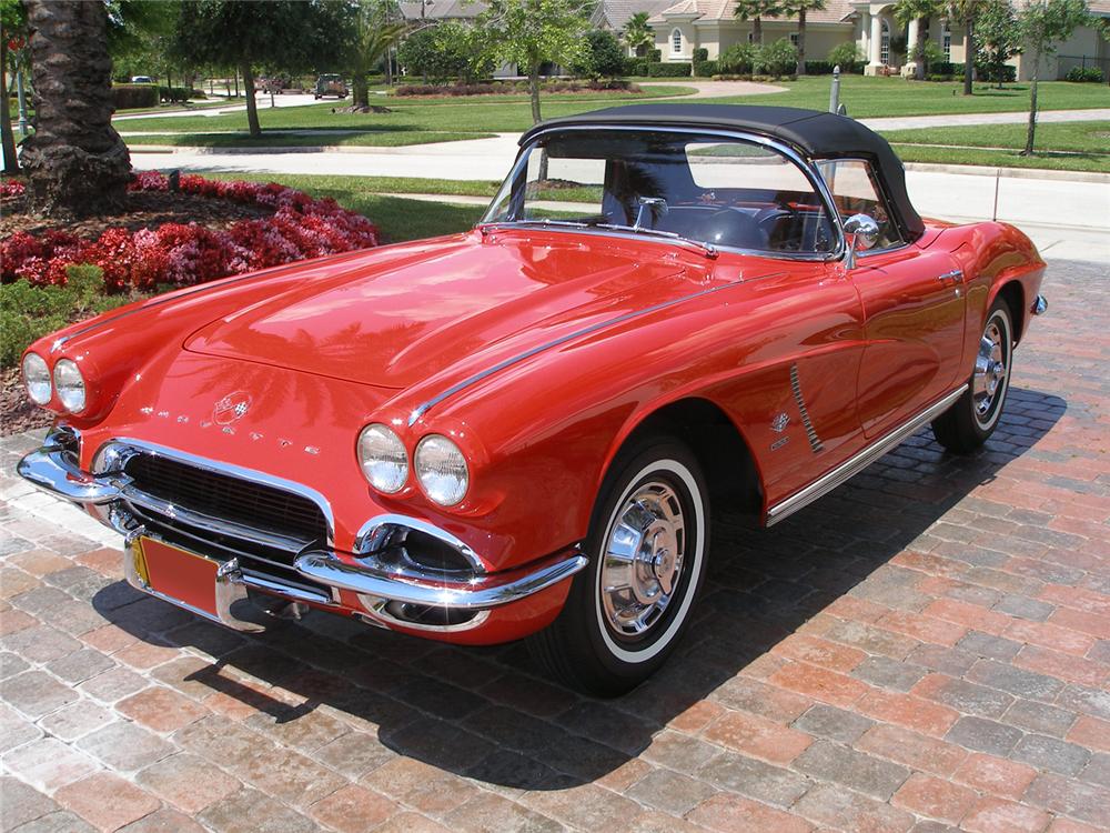 1962 CHEVROLET CORVETTE CONVERTIBLE