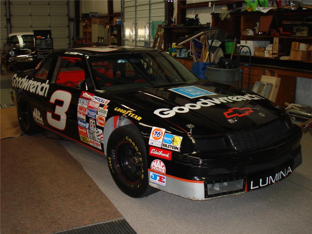 1989 CHEVROLET LUMINA DALE EARNHARDT SR #3 RACE CAR