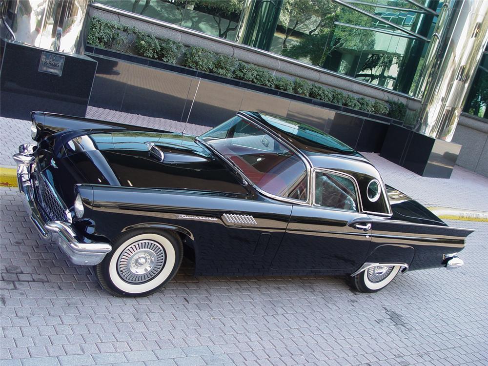 1957 FORD THUNDERBIRD E CONVERTIBLE