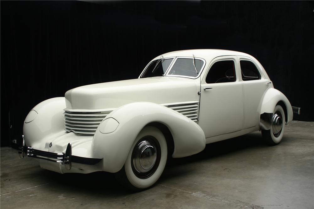 1937 CORD 812 BEVERLY 4 DOOR SEDAN