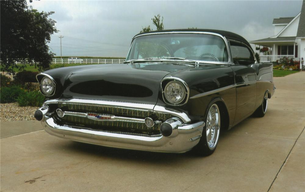 1957 CHEVROLET BEL AIR CUSTOM 2 DOOR HARDTOP