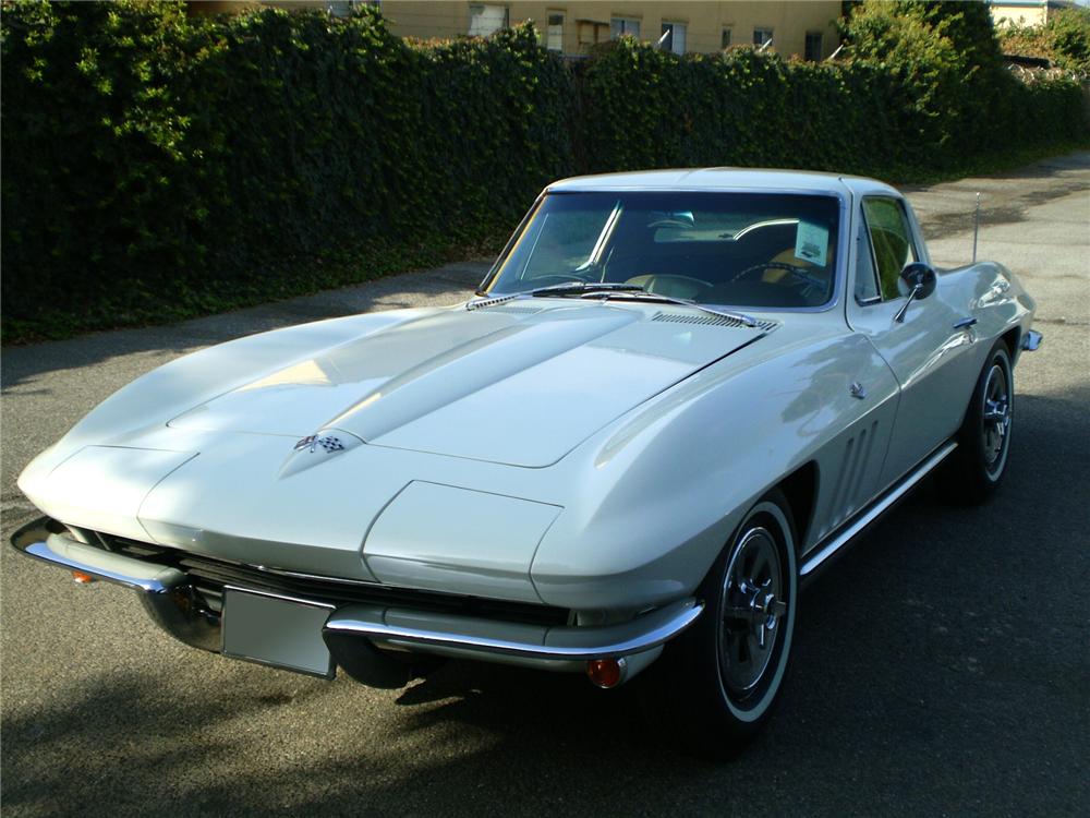 1965 CHEVROLET CORVETTE COUPE