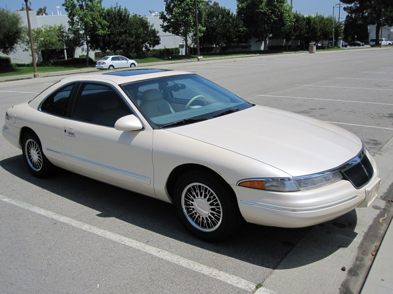 1995 LINCOLN MARK VIII COUPE