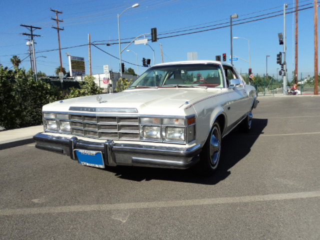 1978 CHRYSLER LEBARON COUPE