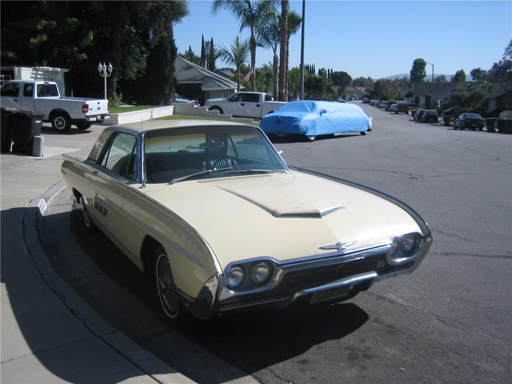 1963 FORD THUNDERBIRD 2 DOOR HARDTOP