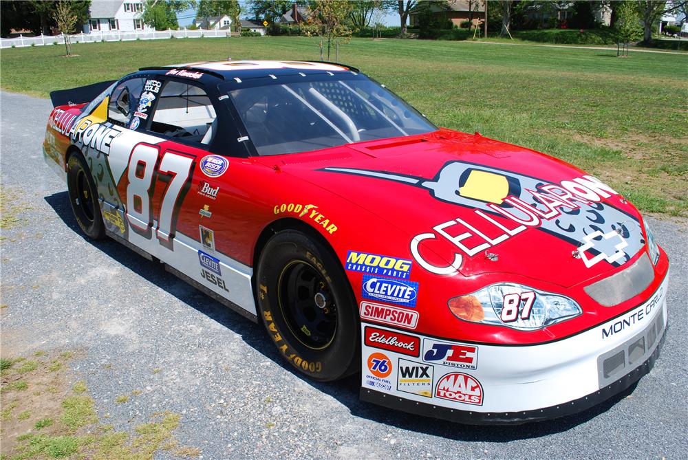 2001 CHEVROLET MONTE CARLO BUSH GRAND NATIONAL RACE CAR #87