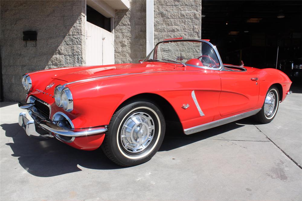 1962 CHEVROLET CORVETTE CONVERTIBLE