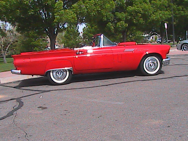 1957 FORD THUNDERBIRD CONVERTIBLE