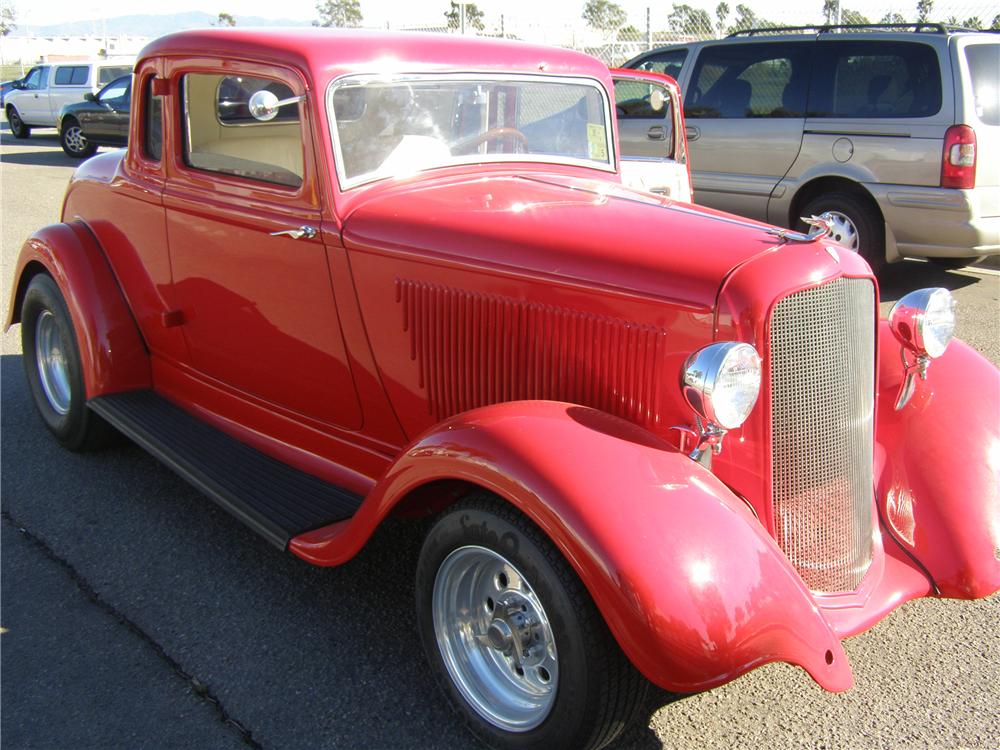 1933 PLYMOUTH CUSTOM COUPE