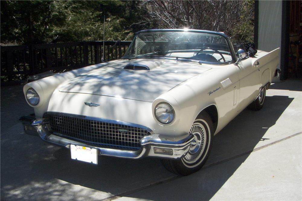 1957 FORD THUNDERBIRD CONVERTIBLE