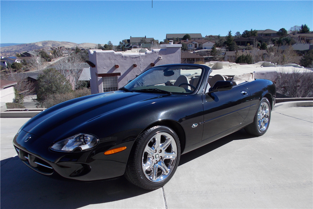 2000 JAGUAR XK8 CONVERTIBLE