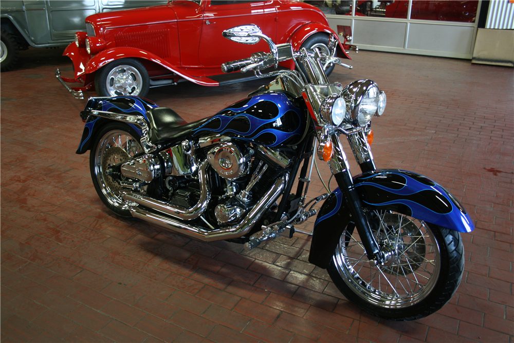 1988 HARLEY-DAVIDSON SOFTAIL CUSTOM MOTORCYCLE