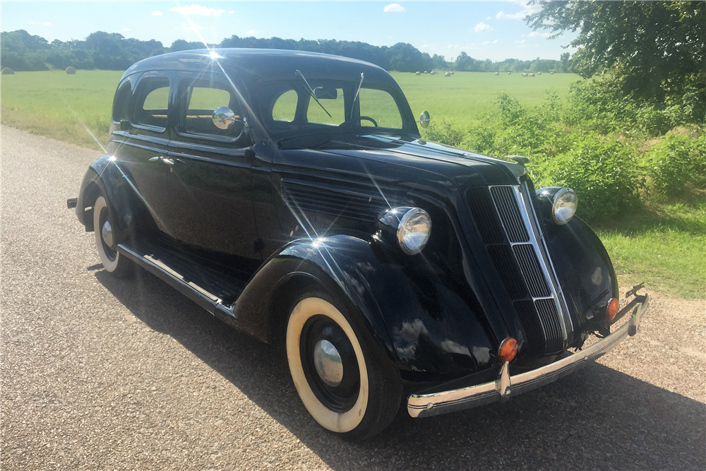 1936 NASH 4-DOOR SEDAN