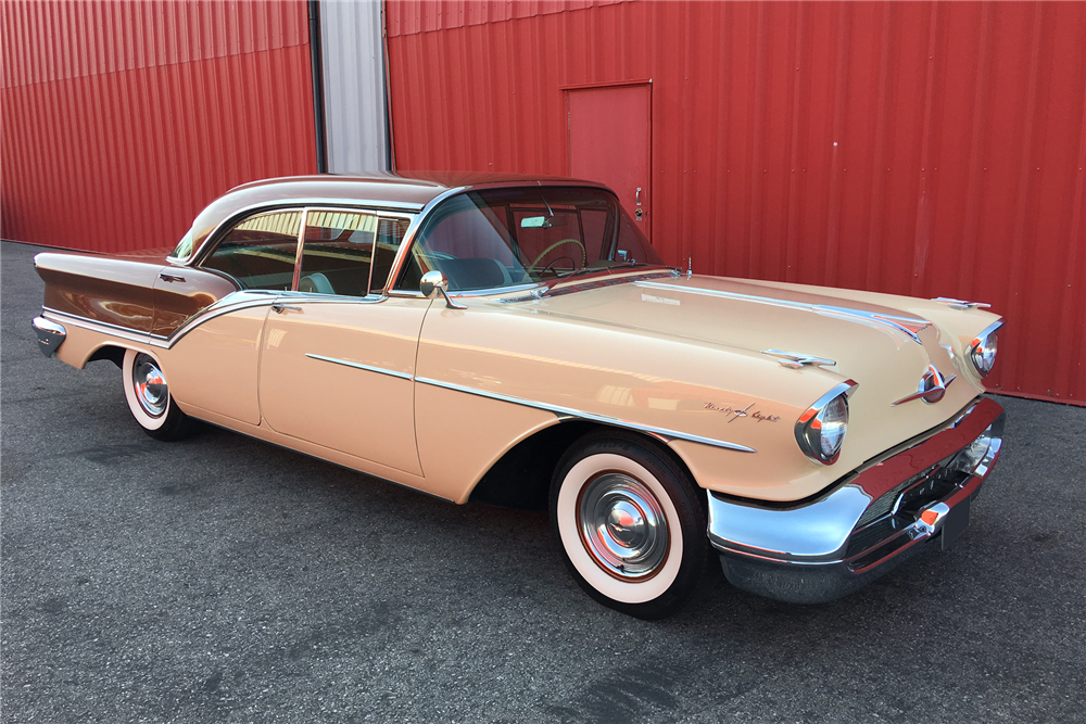 1957 OLDSMOBILE STARFIRE 98 HOLIDAY SEDAN