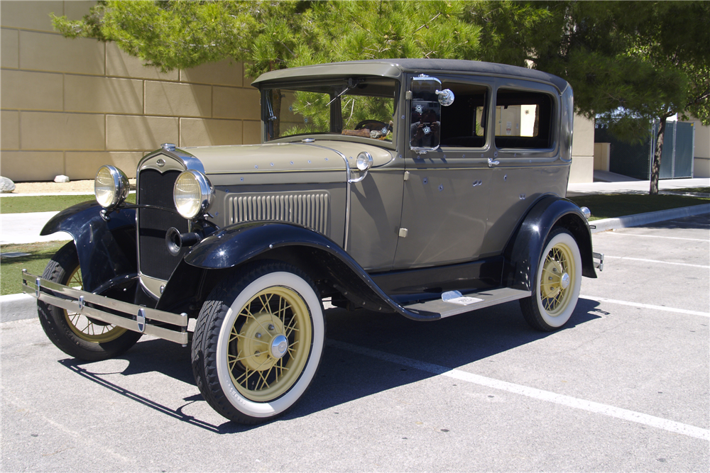 1931 FORD MODEL A CUSTOM SEDAN