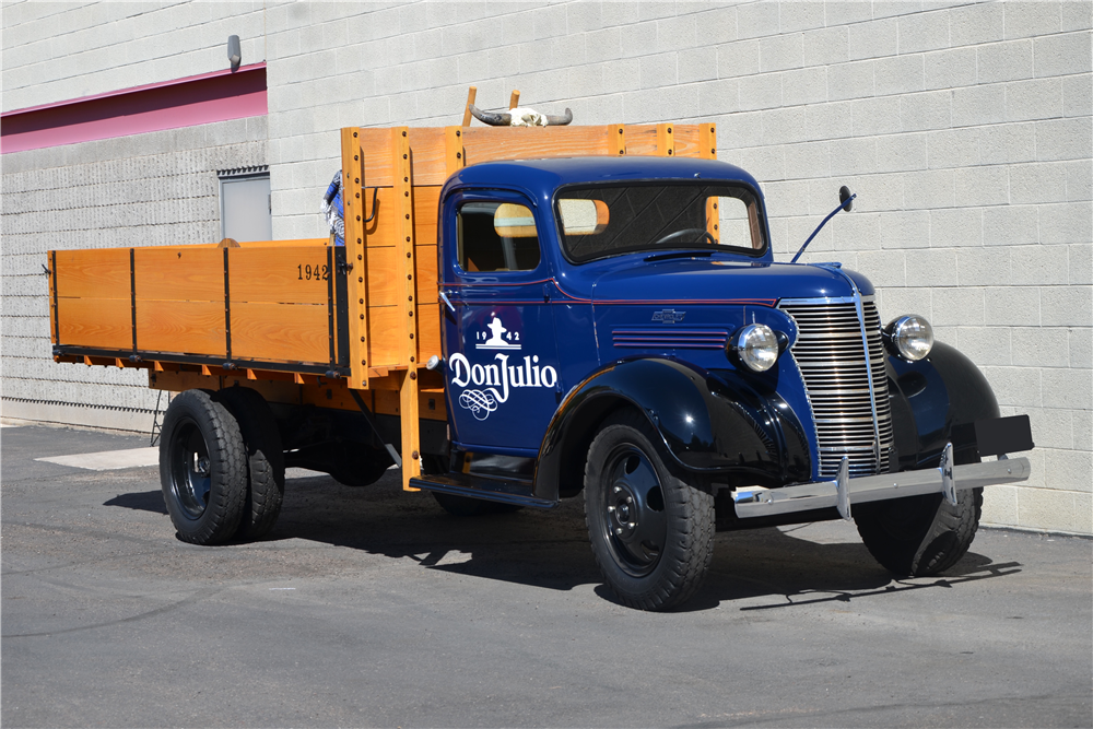 1938 CHEVROLET C1500 FLATBED TRUCK