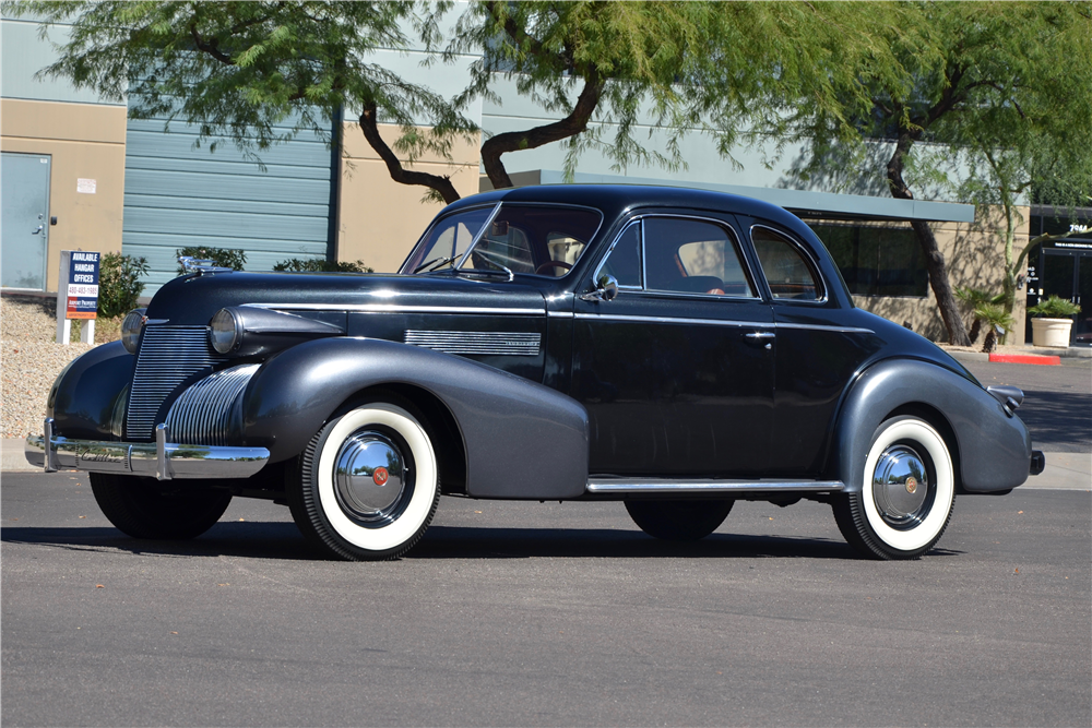 1939 CADILLAC SERIES 61