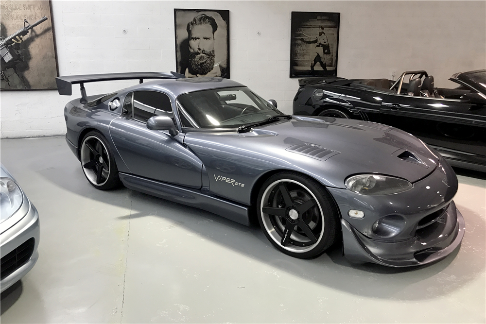 2000 DODGE VIPER GTS