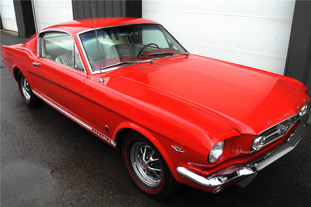 1965 FORD MUSTANG FASTBACK