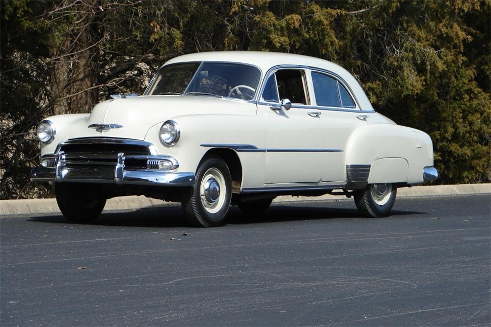 1951 CHEVROLET DELUXE 4 DOOR SEDAN