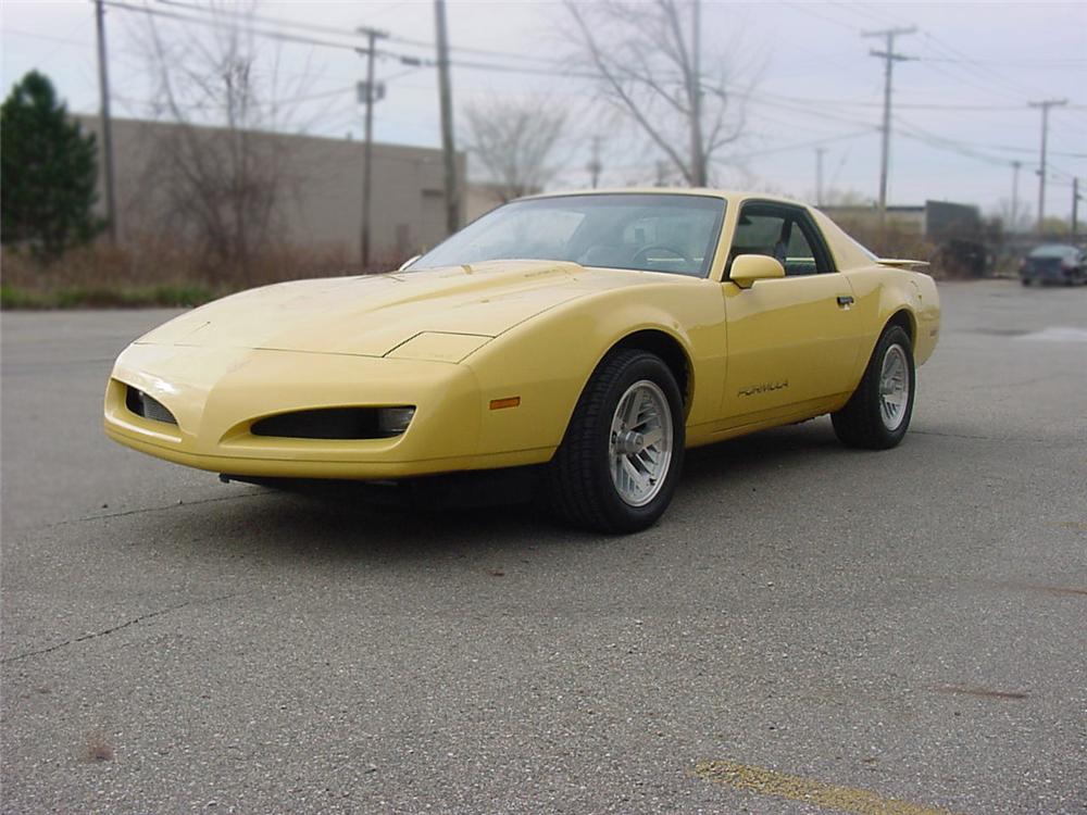 1992 PONTIAC FIREBIRD FORMULA 1 COUPE