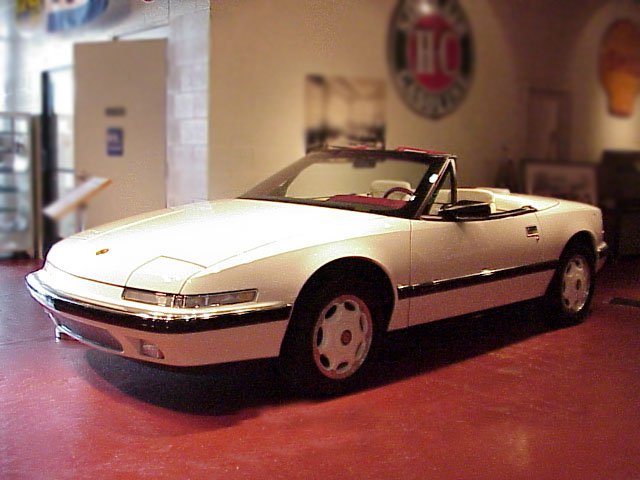 1990 BUICK REATTA CONVERTIBLE