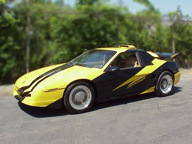 1987 PONTIAC FIERO CUSTOM COUPE