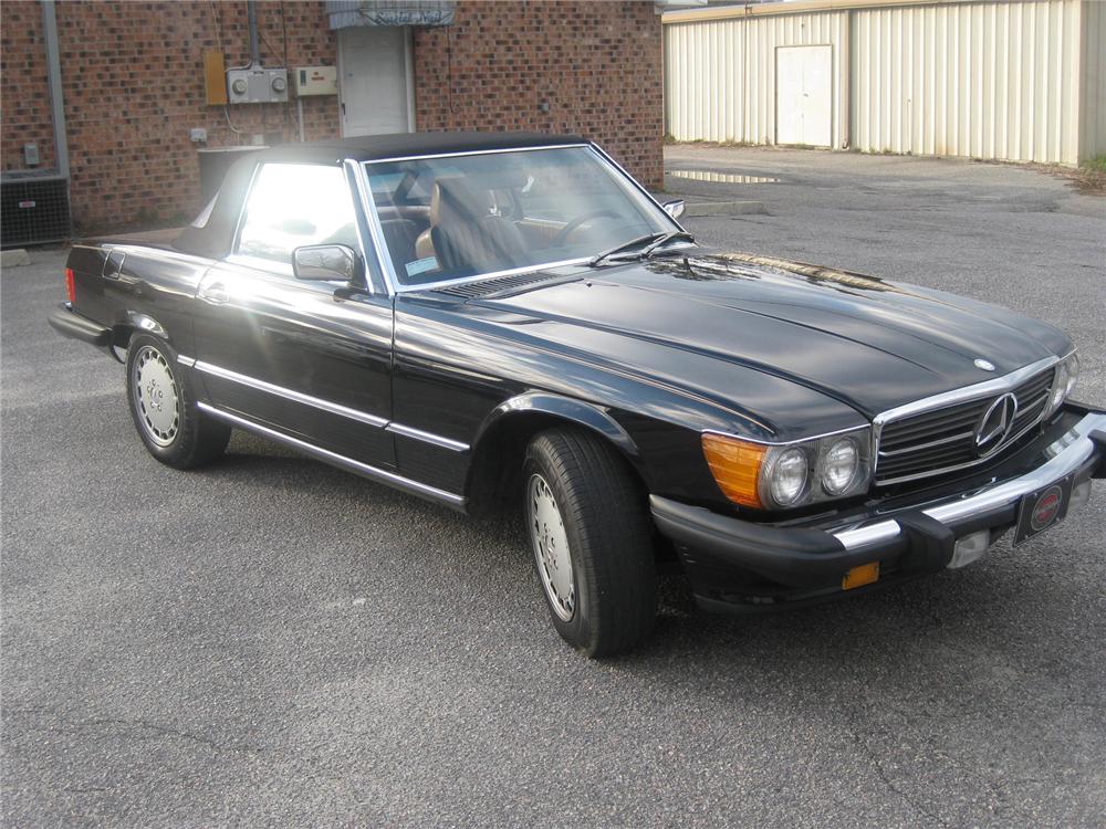 1987 MERCEDES-BENZ 560SL CONVERTIBLE
