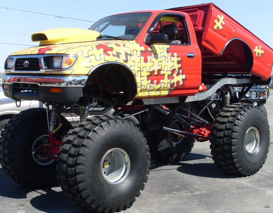 1981 TOYOTA 4X4 CUSTOM MONSTER TRUCK
